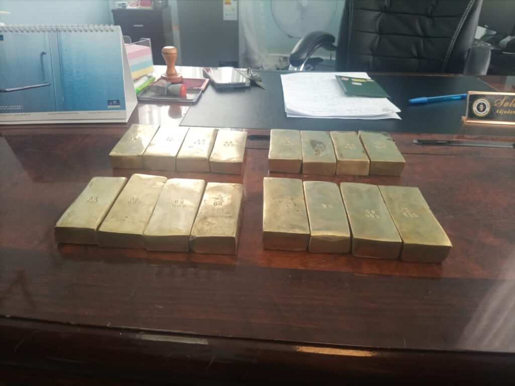 Douala : 16 lingots d’or saisis à l’aéroport