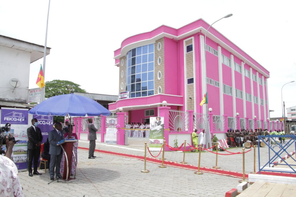Douala : inauguration de la maison de la jeune fille