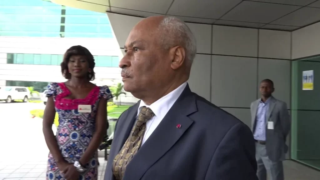 Yaoundé : un homme poursuivi pour avoir incendié le véhicule de Laurent Esso