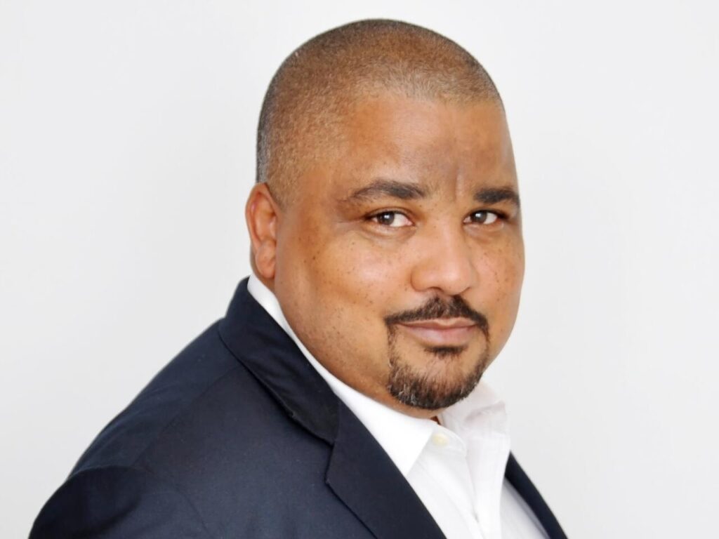 SDF Littoral : Joshua Osih accusé de ternir l'image du parti