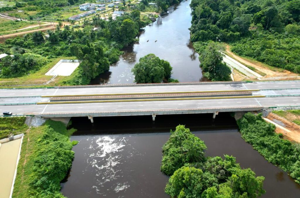 Autoroute Kribi-Lolabé : un trafic de 56 678 véhicules enregistré en 4 mois