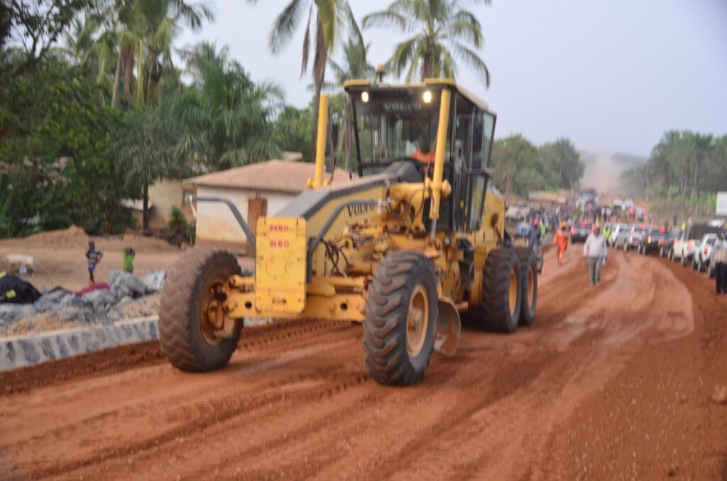 Route Kumba- Ekondo Titi : 38 km viabilisés