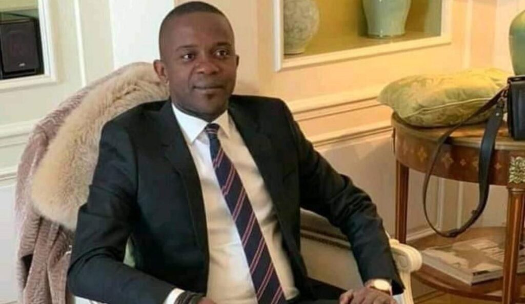 Ernest Obama, ancien DG de Vision 4, auditionné au SED Ernest Obama, ancien DG de Vision 4, auditionné au SED