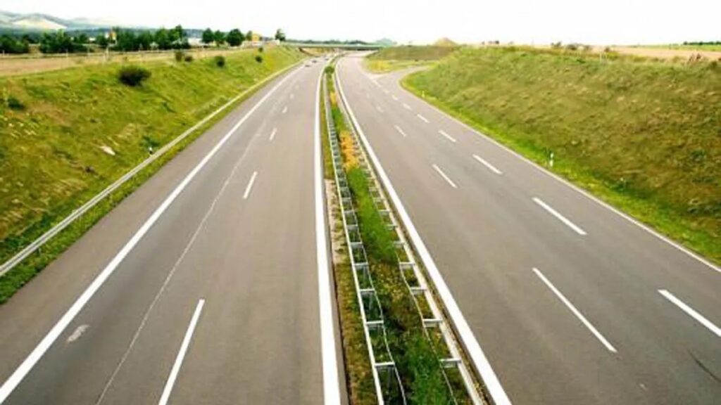 Paul Biya baptise des autoroutes fictifs