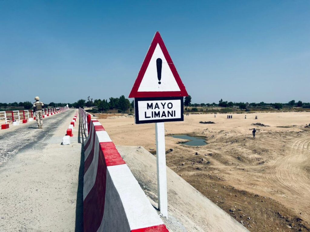 Le pont sur le Mayo Limani est achevé